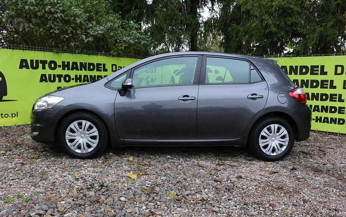 Toyota Auris cena 30900 przebieg: 168000, rok produkcji 2010 z Andrychów małe 277